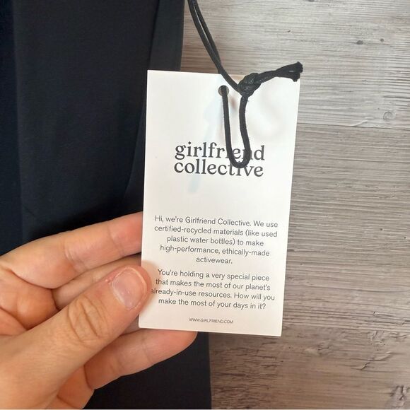 Girlfriend Collective Black Tennis/Golf Skort - Picture 6 of 6